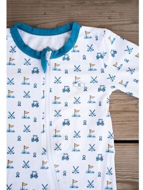 Burlebo Baby Zip Up Hole In One